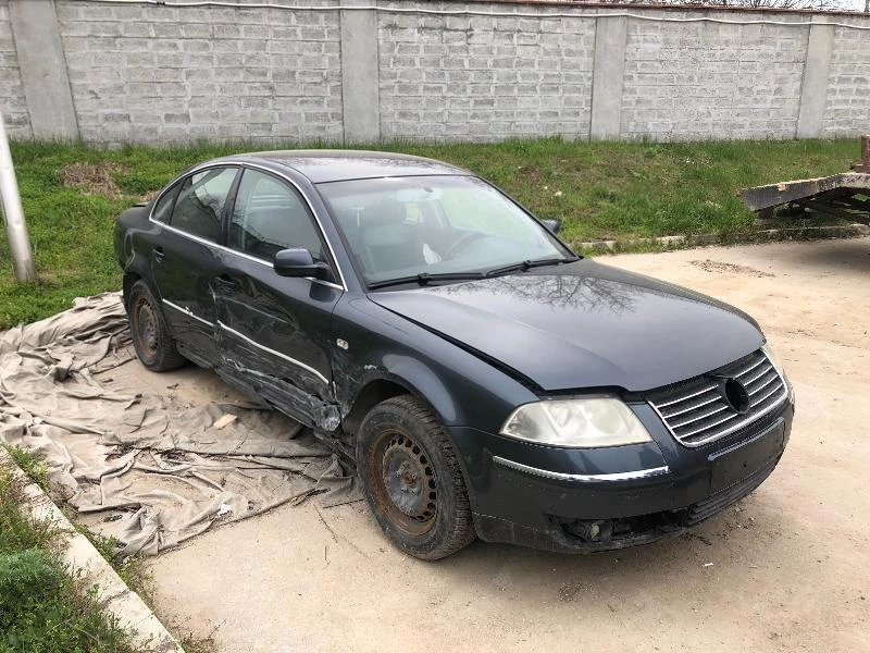 VW Passat 1.9 ТДИ АВТОМАТИК - изображение 3