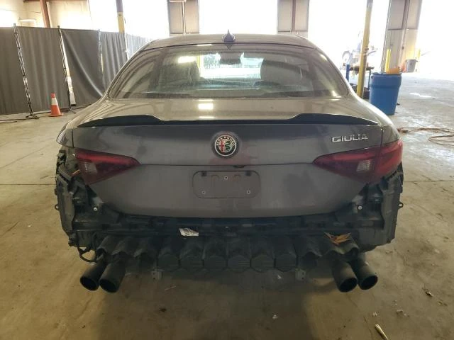 Alfa Romeo Giulia Quadrifoglio, снимка 6 - Автомобили и джипове - 48509594