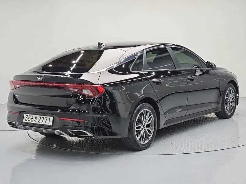 Kia K5 2.0 Prestige, снимка 4 - Автомобили и джипове - 55739284