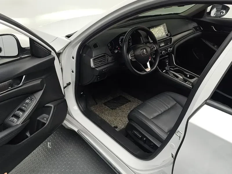 Honda Accord 1.5 TURBO| �������| �������| ��. �������| ������� | Mobile.bg � ����������� 8