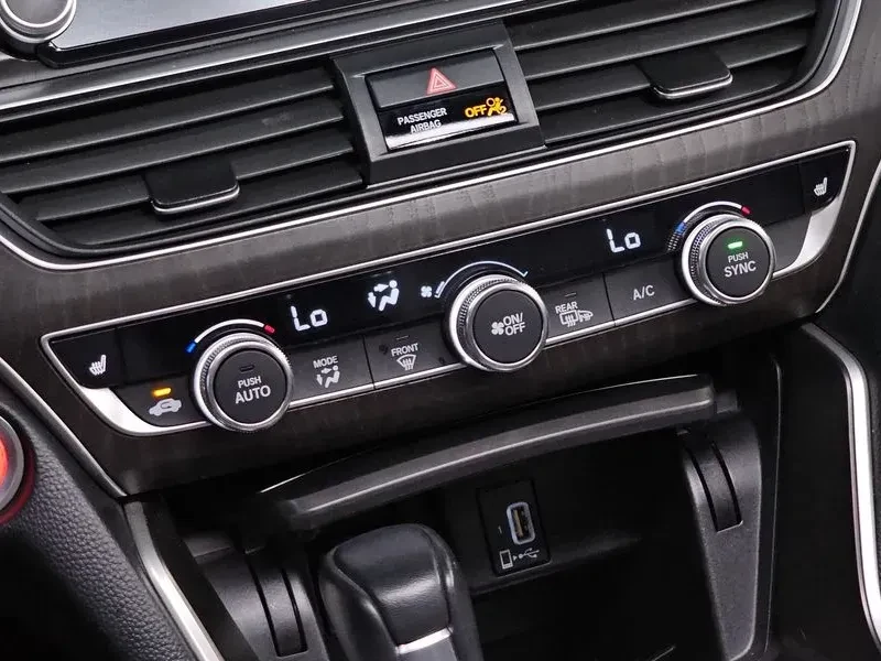Honda Accord 1.5 TURBO| �������| �������| ��. �������| ������� | Mobile.bg � ����������� 15