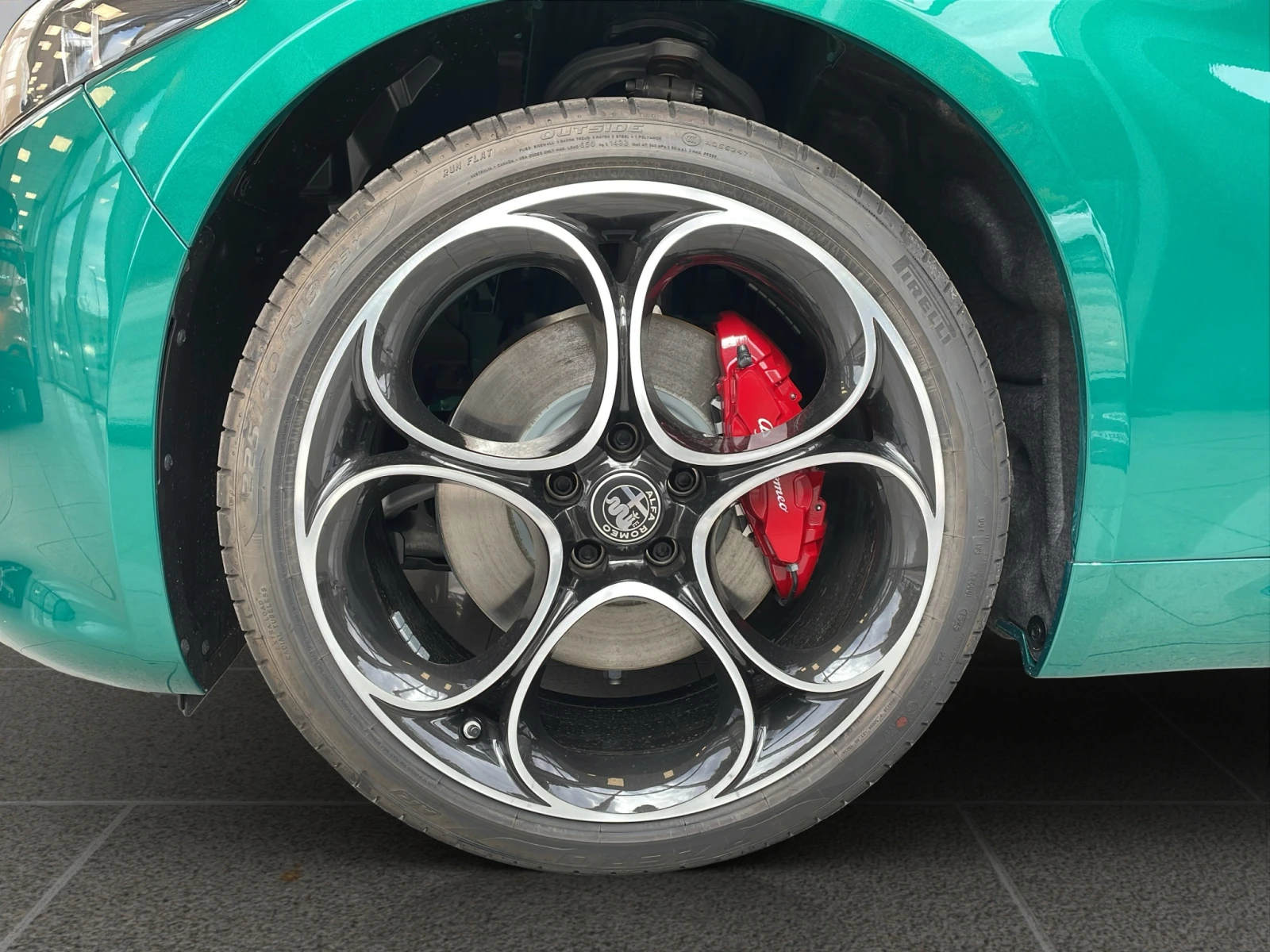 Alfa Romeo Giulia Veloce 2.0 Petrol AT8 Q4 | Mobile.bg   16