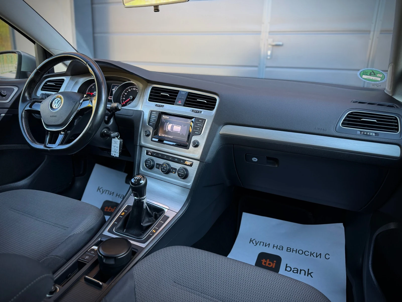 VW Golf 1.6TDI * NAVI*  | Mobile.bg   11