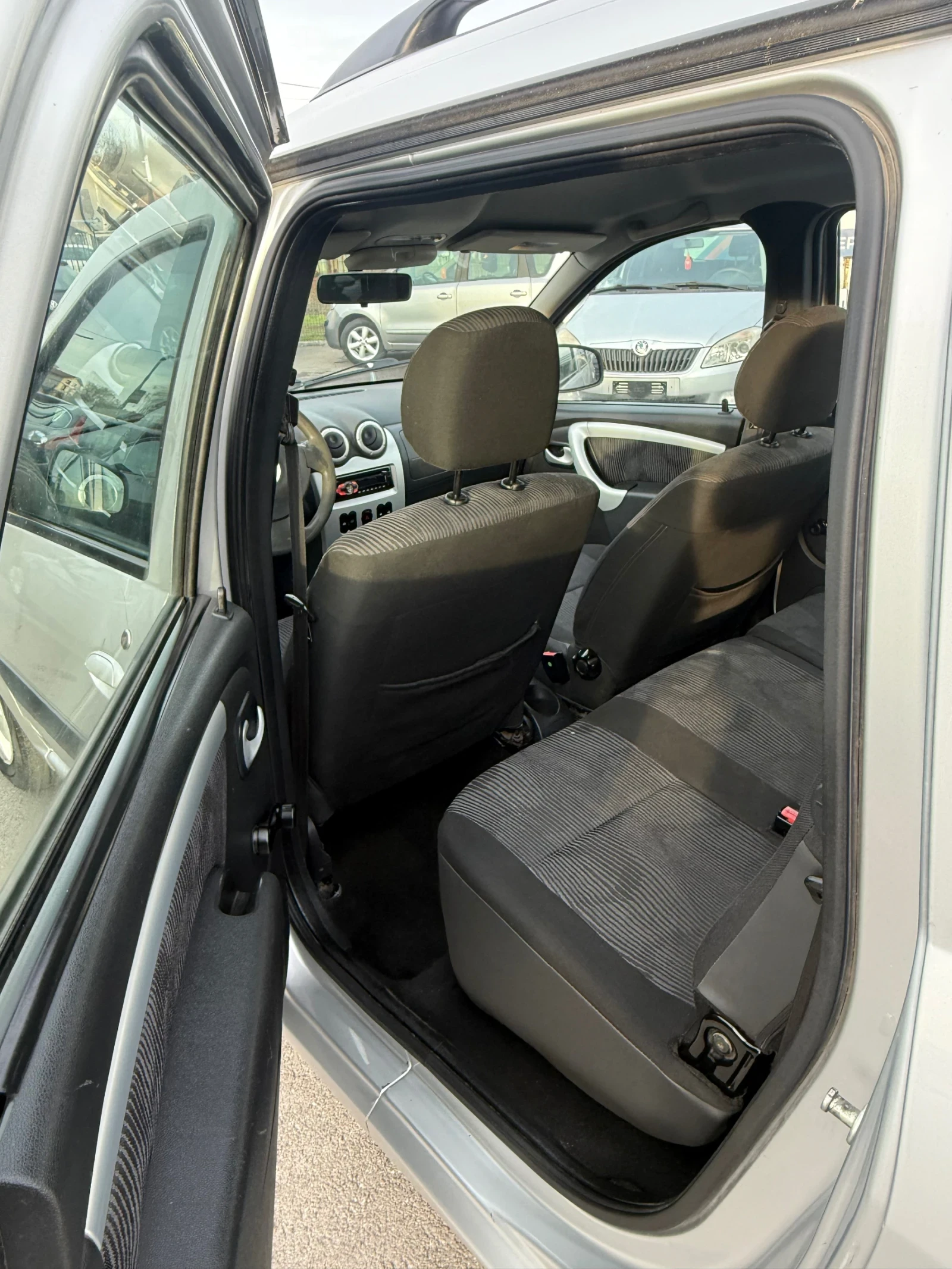 Dacia Logan 1, 6 ������-��� | Mobile.bg � ����������� 9