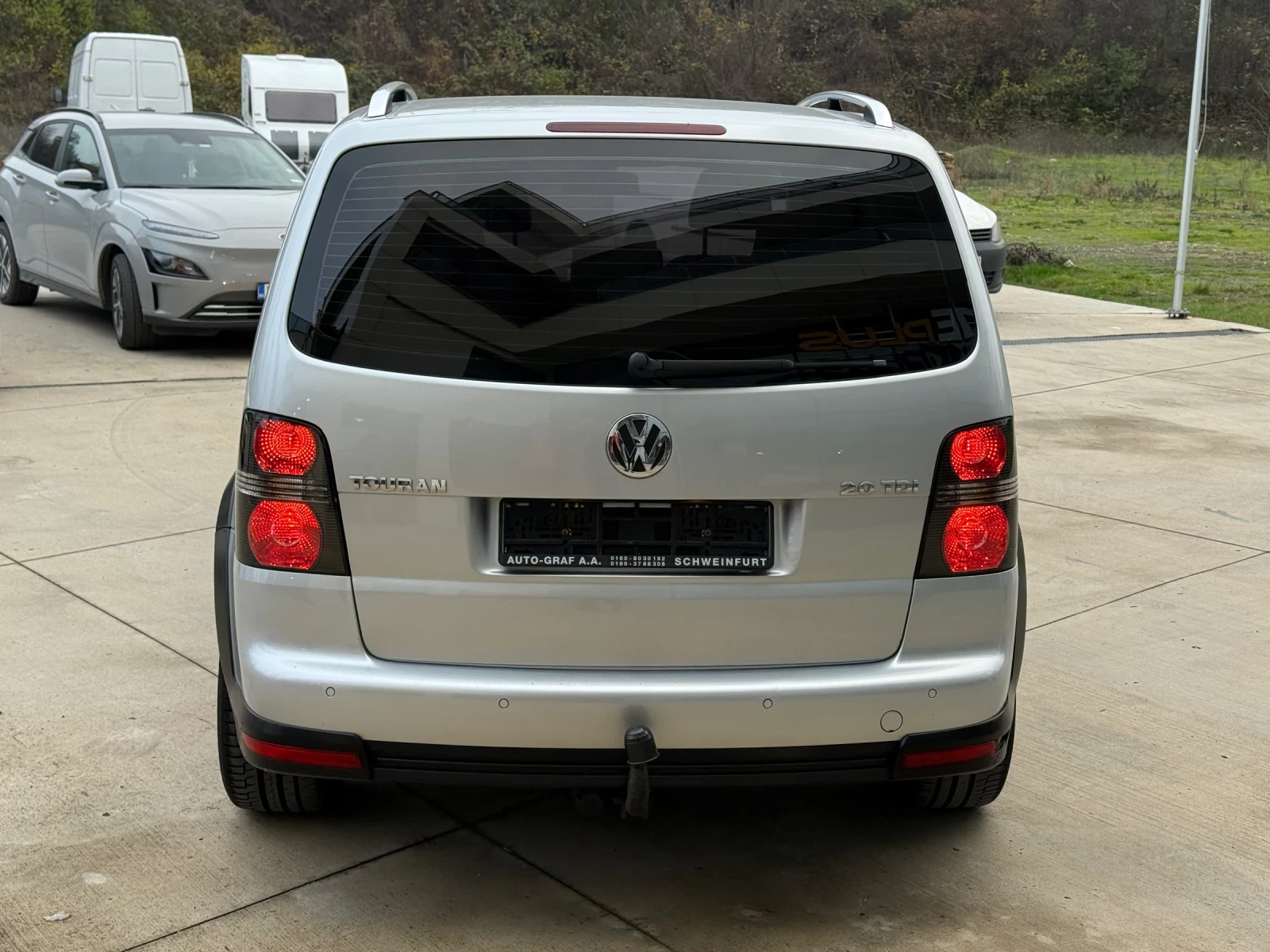VW Touran Cross 6+ 1 - изображение 5