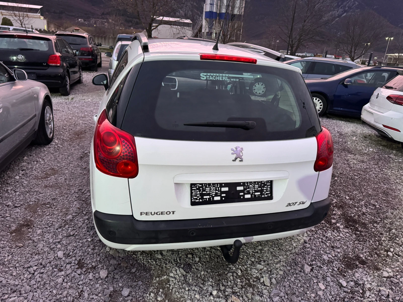 Peugeot 207 1.4i KLIMA 117000km - изображение 4