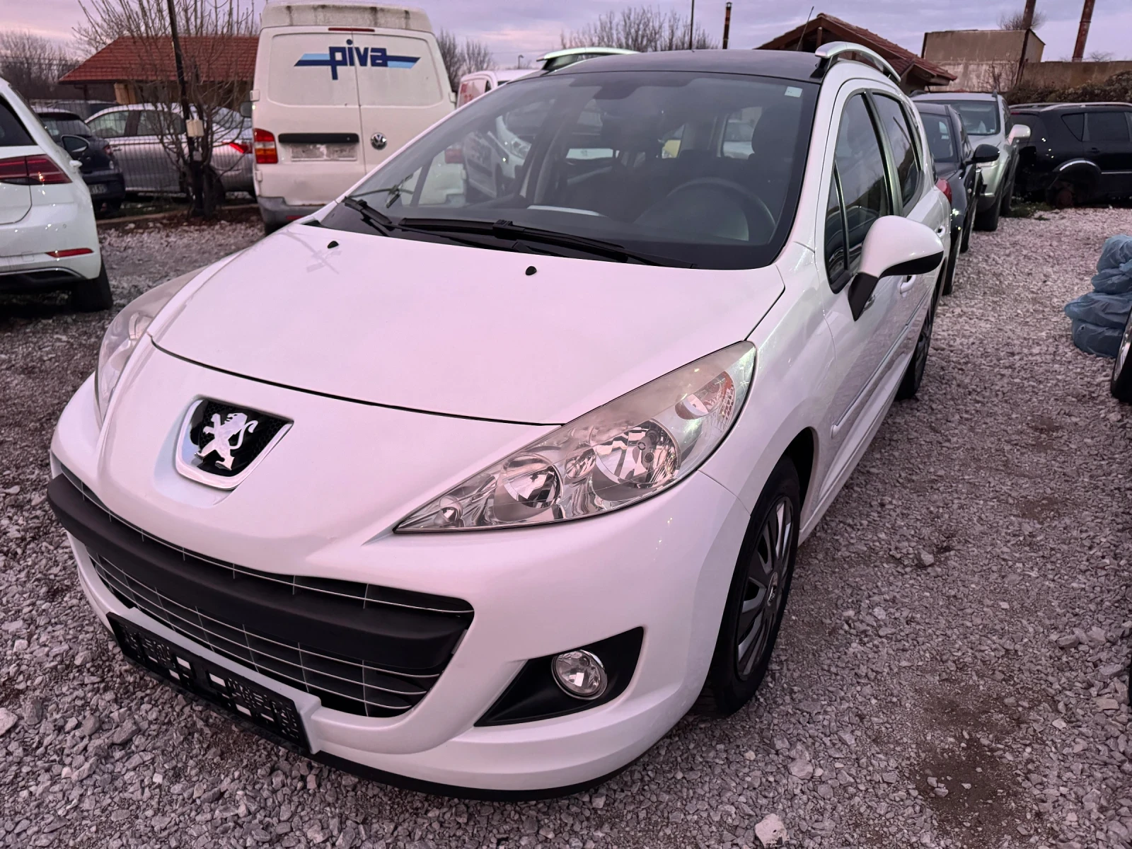 Peugeot 207 1.4i KLIMA 117000km - изображение 7