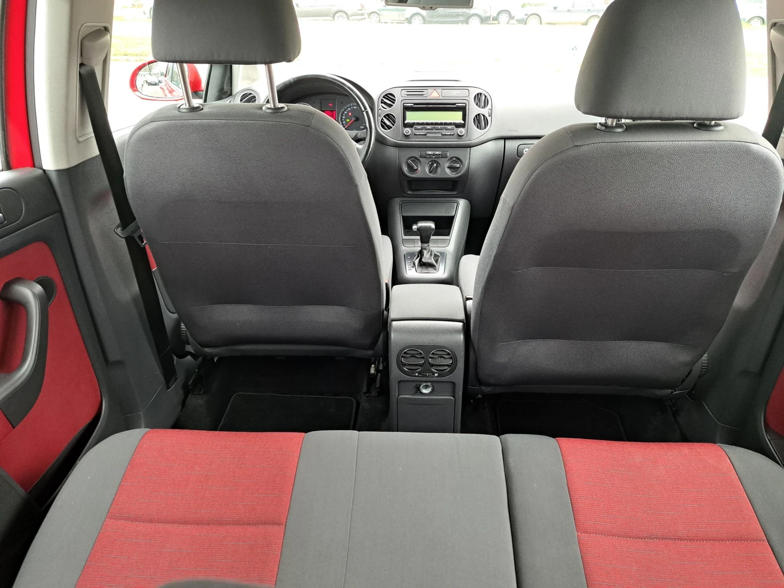 VW Golf Plus Автоматик - изображение 5