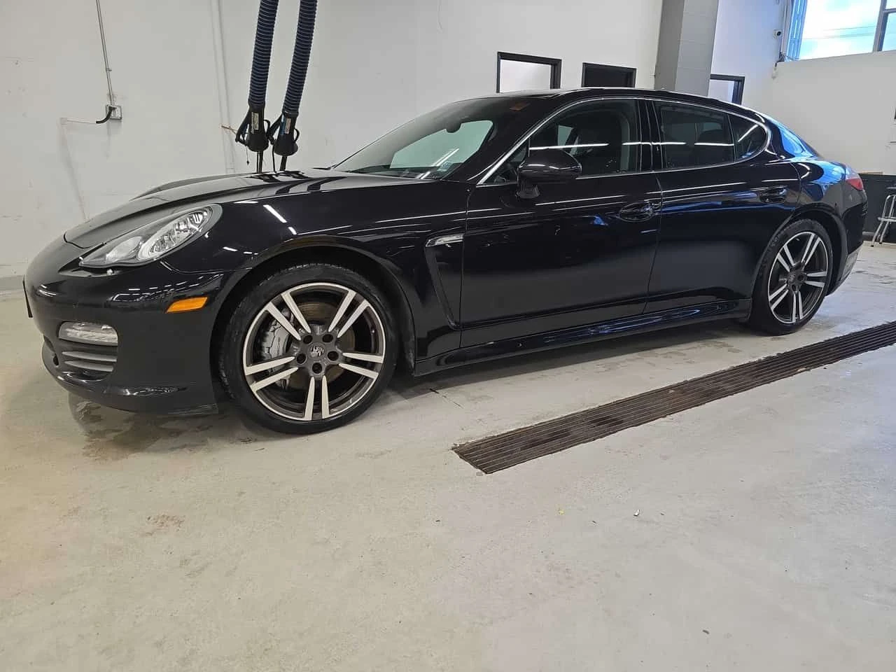 Porsche Panamera * 4dr HB 4S * CARFAX * ЦЕНА ДО БГ, снимка 2 - Автомобили и джипове - 53875270
