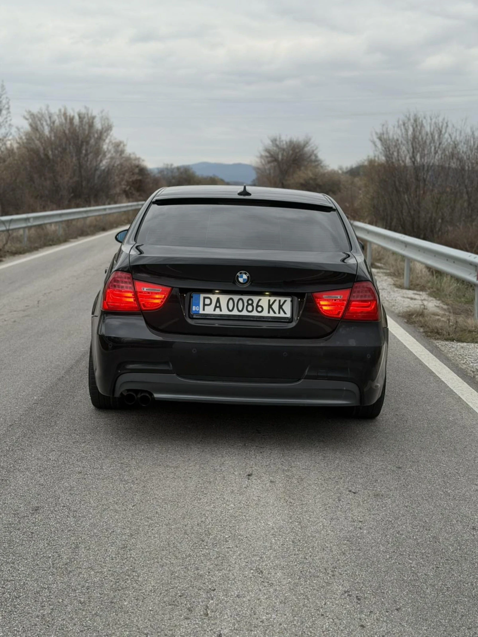 BMW 330 330i, снимка 3 - Автомобили и джипове - 54164824