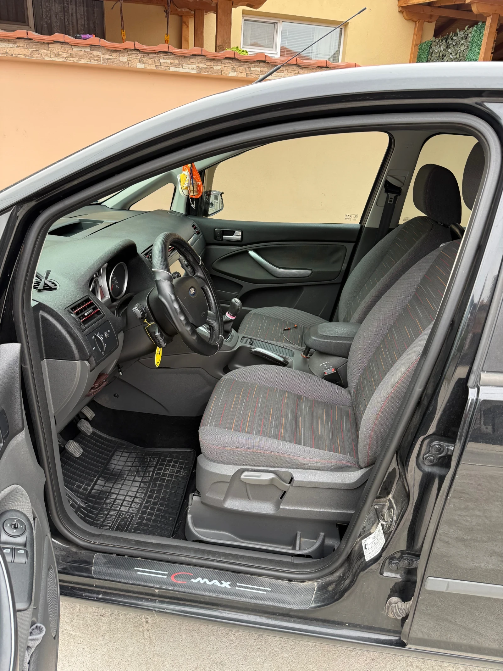 Ford C-max 1.6, снимка 9 - Автомобили и джипове - 54218932