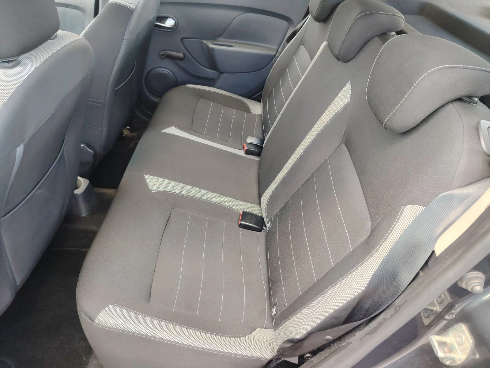 Dacia Sandero 1.5 DCI | Mobile.bg � ����������� 10