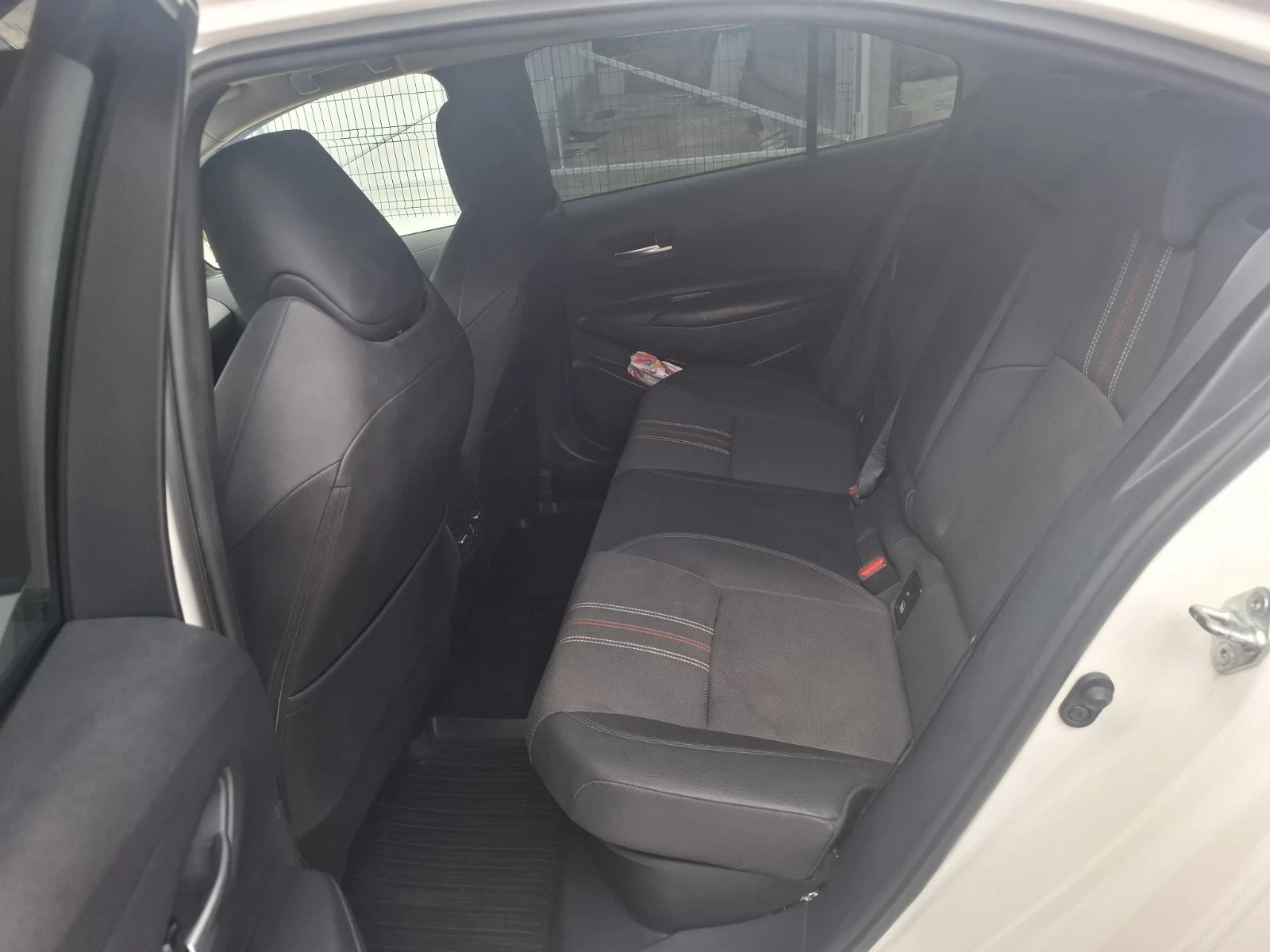 Toyota Corolla, снимка 10 - Автомобили и джипове - 54901532