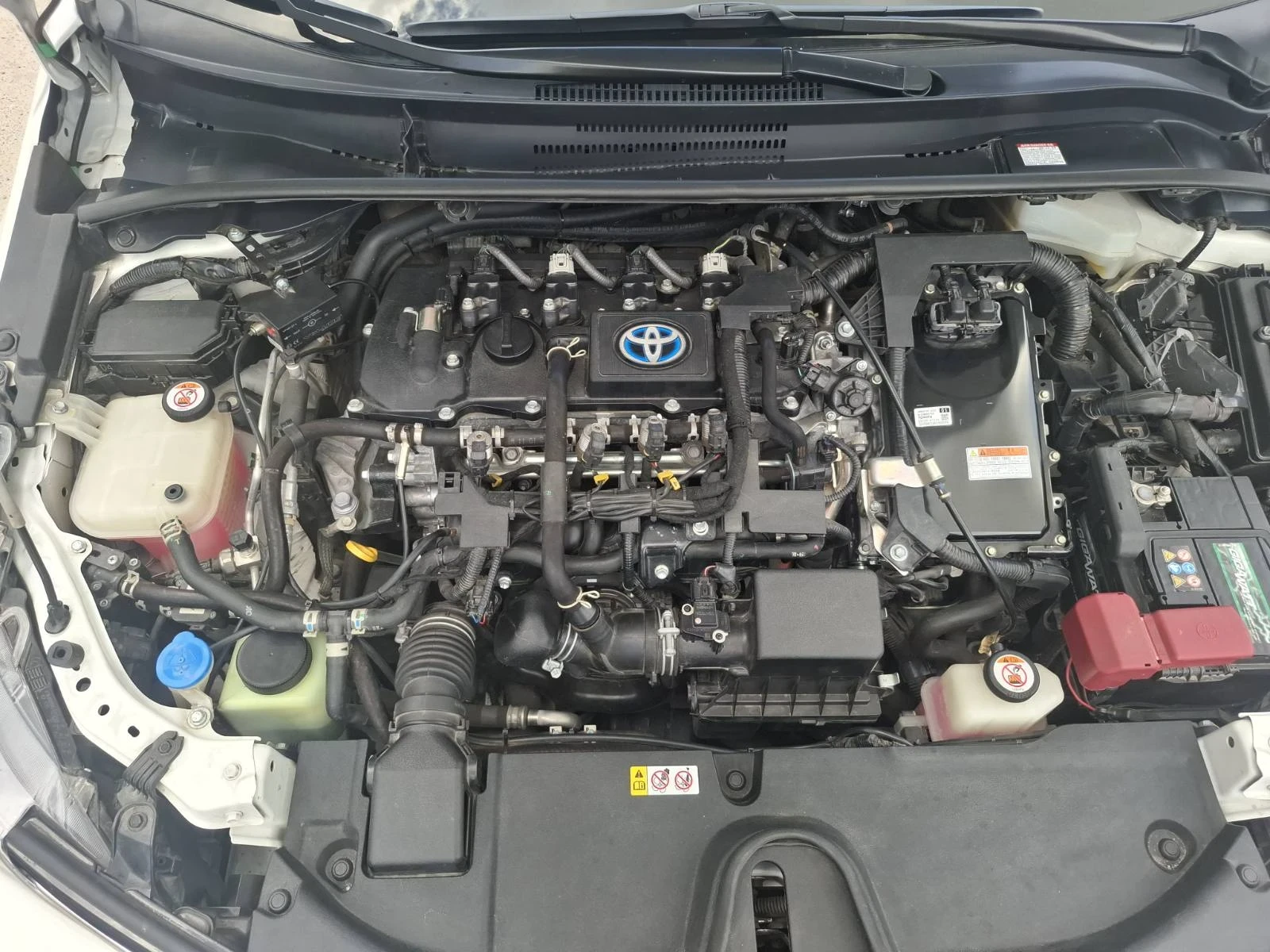 Toyota Corolla, снимка 11 - Автомобили и джипове - 54901532