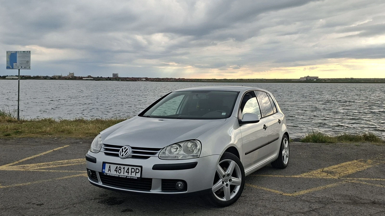 VW Golf