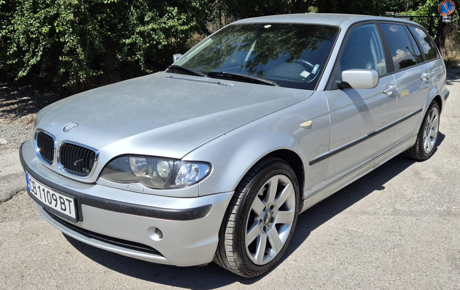 BMW 320, снимка 2 - Автомобили и джипове - 55067345
