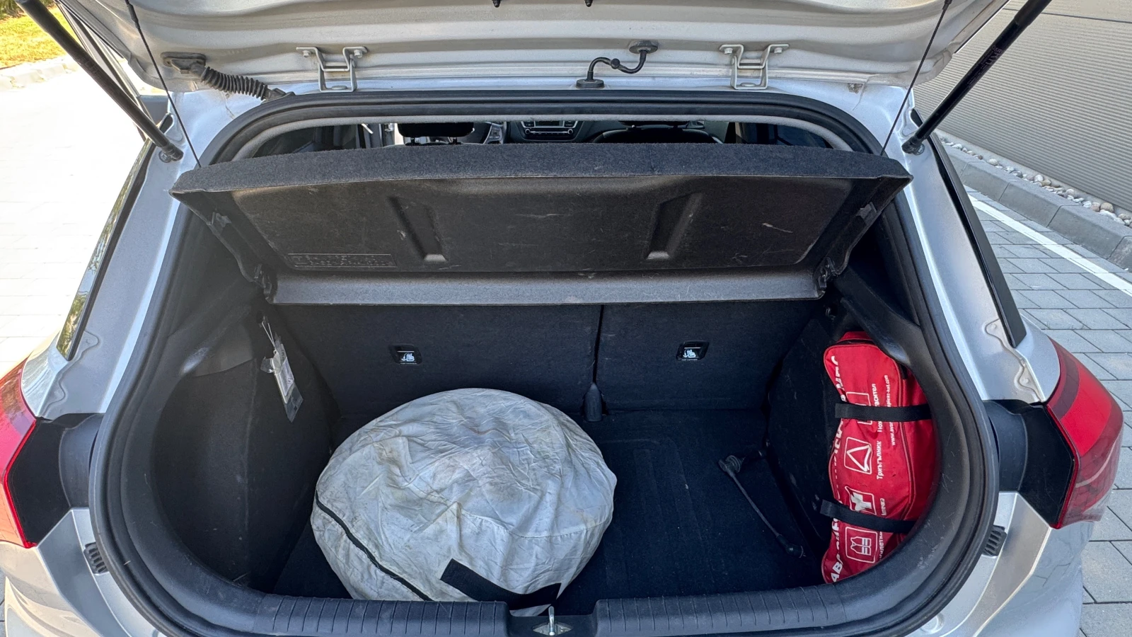 Hyundai I20 1.2, снимка 13 - Автомобили и джипове - 55487078