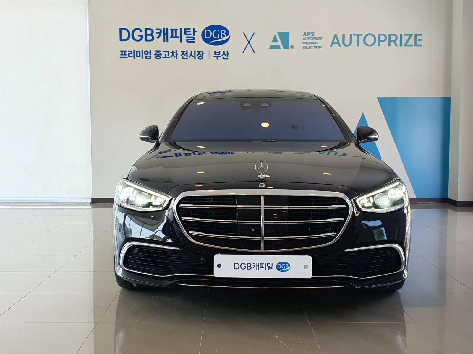 Mercedes-Benz S 580 SOFT CLOSE* ЕЛ. БАГАЖНИК* HUD* МАСАЖ* КРАЙНА ЦЕНА, снимка 2 - Автомобили и джипове - 55496017