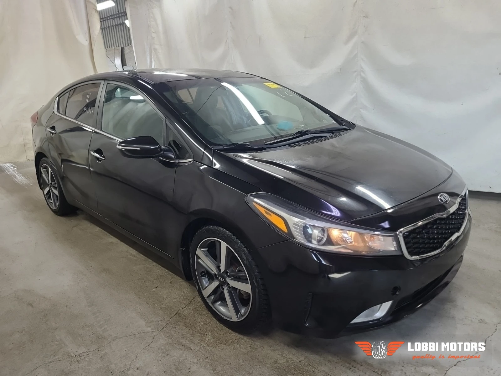 Kia Forte, снимка 2 - Автомобили и джипове - 56018221