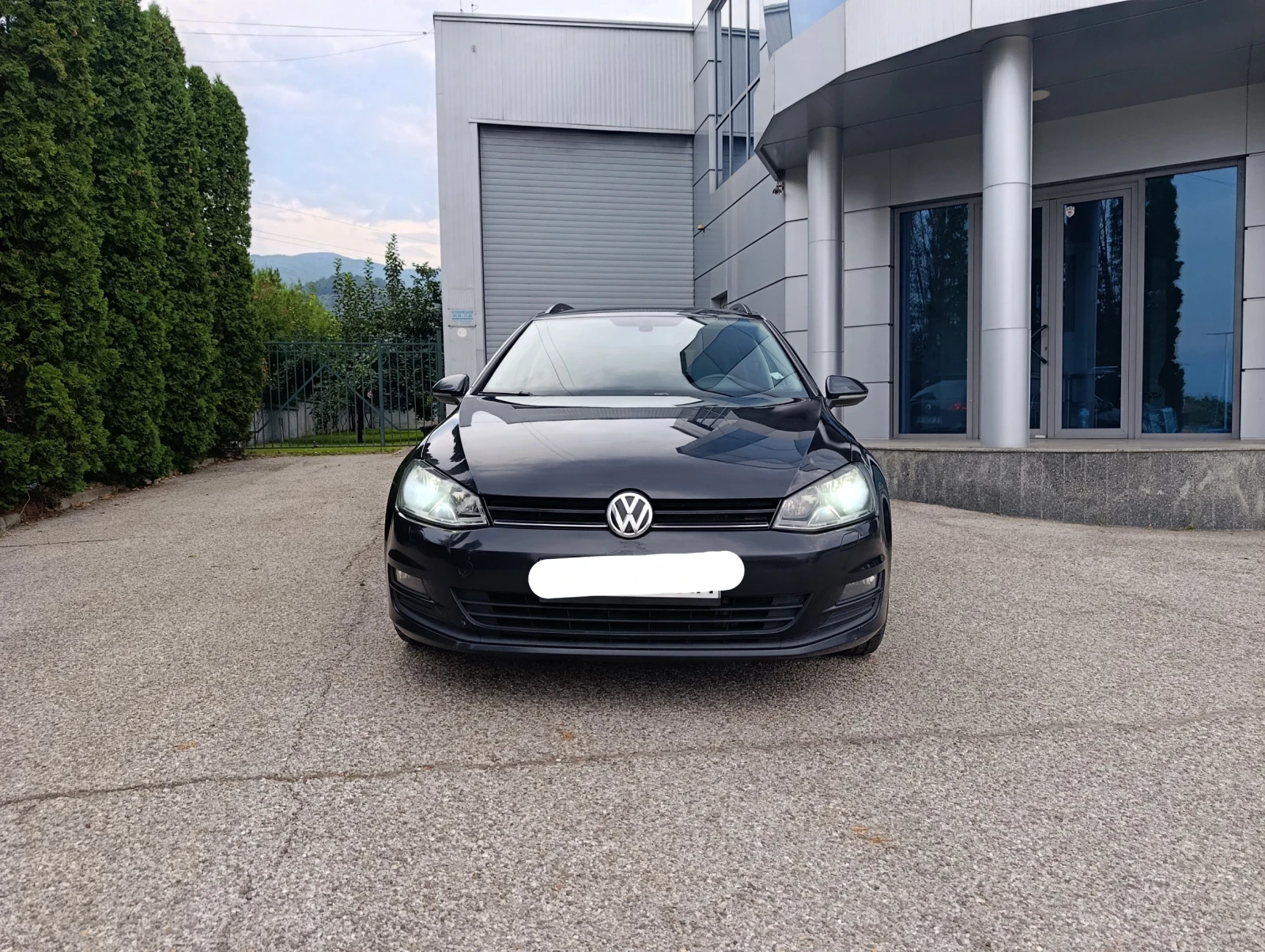 VW Golf  7  1.6 TDI ОБСЛУЖЕН