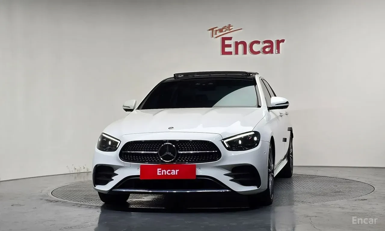 Mercedes-Benz E 350 AMG* LINE* 4MATIC* BURMESTER* ОБДУХВАНЕ* ДИСТРОНИК, снимка 3 - Автомобили и джипове - 56246129