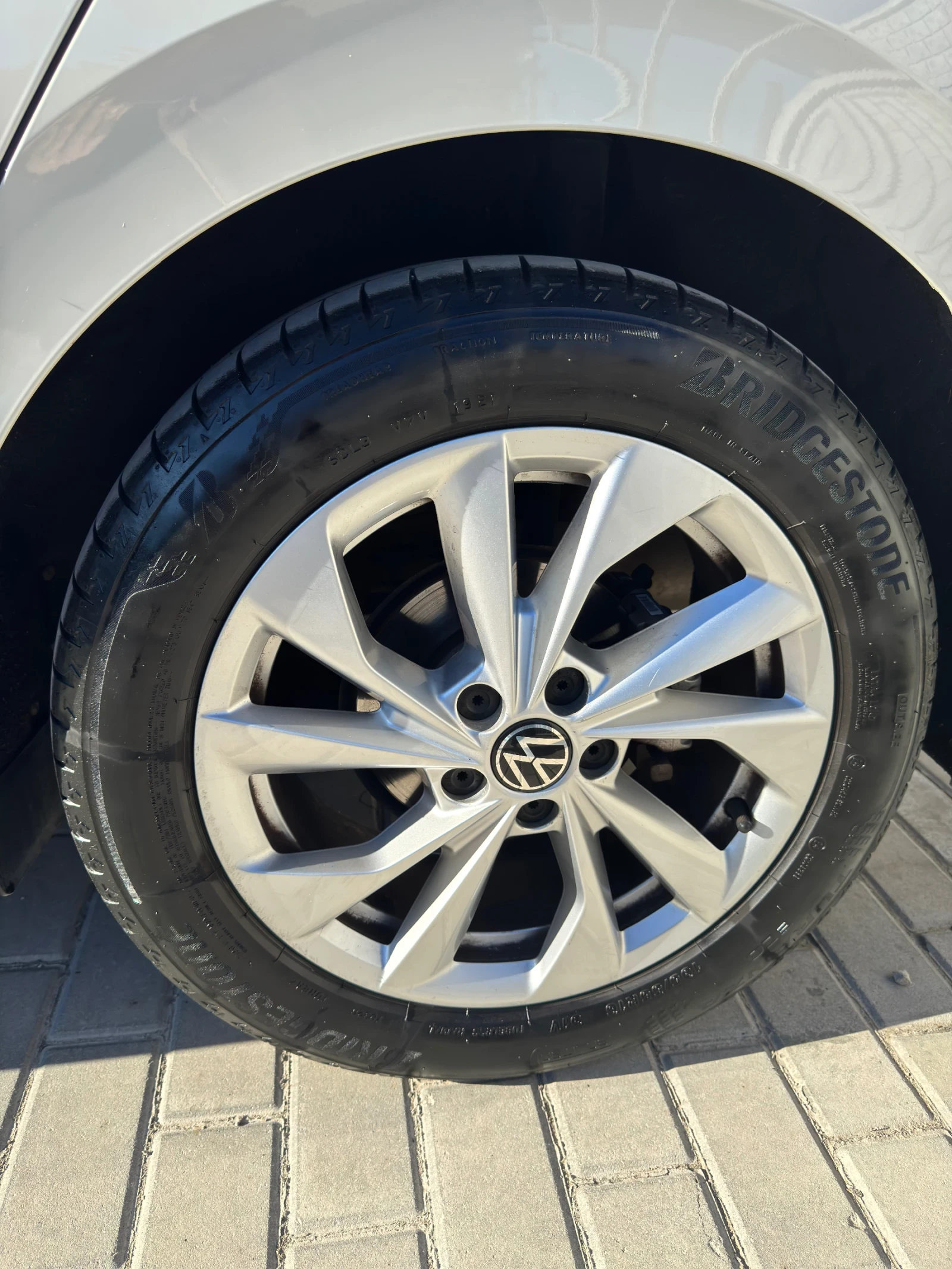 VW Polo VI DSG Facelift, снимка 15 - Автомобили и джипове - 56404030