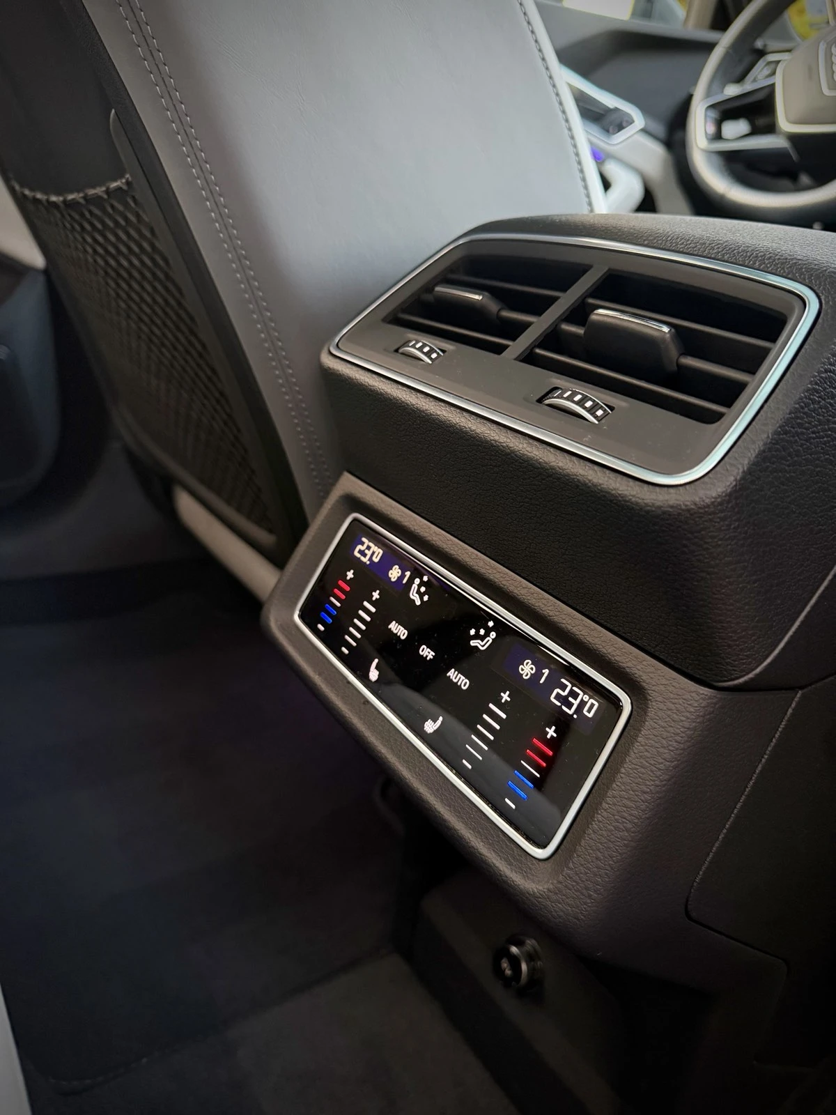 Audi E-Tron S / AUDI EXCLUSIVE / �������� / ��� ������ | Mobile.bg � ����������� 13