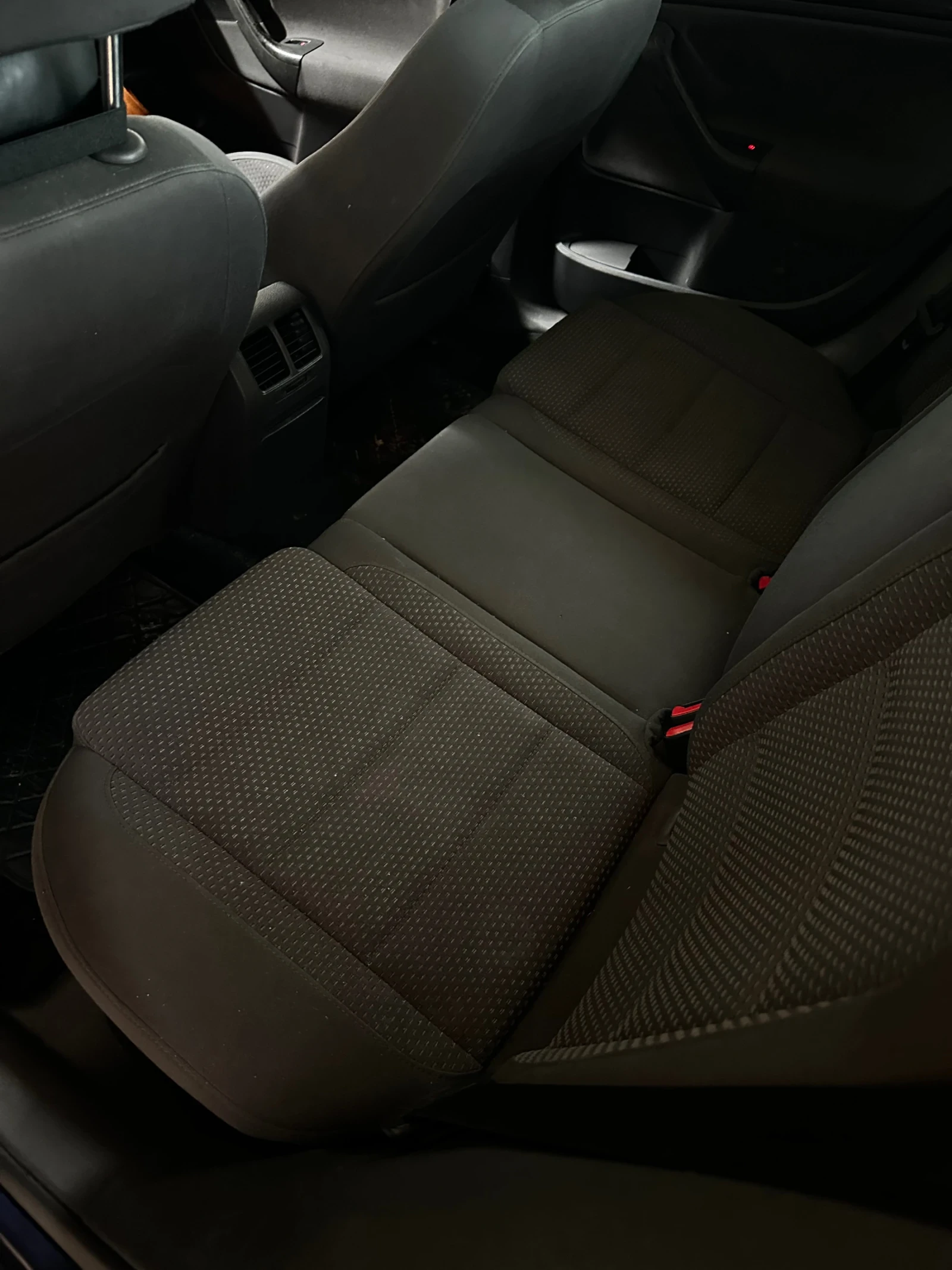 VW Golf, снимка 7 - Автомобили и джипове - 56678057