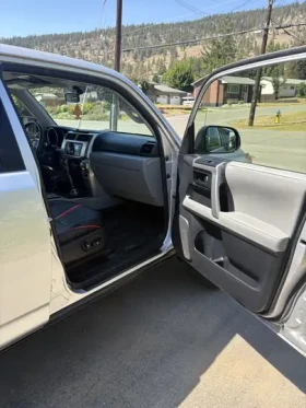 Toyota 4runner 4WD 4dr V6 SR5, снимка 7