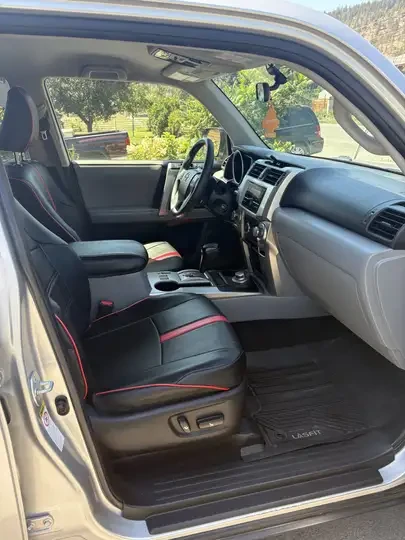 Toyota 4runner 4WD 4dr V6 SR5, снимка 10 - Автомобили и джипове - 55472337