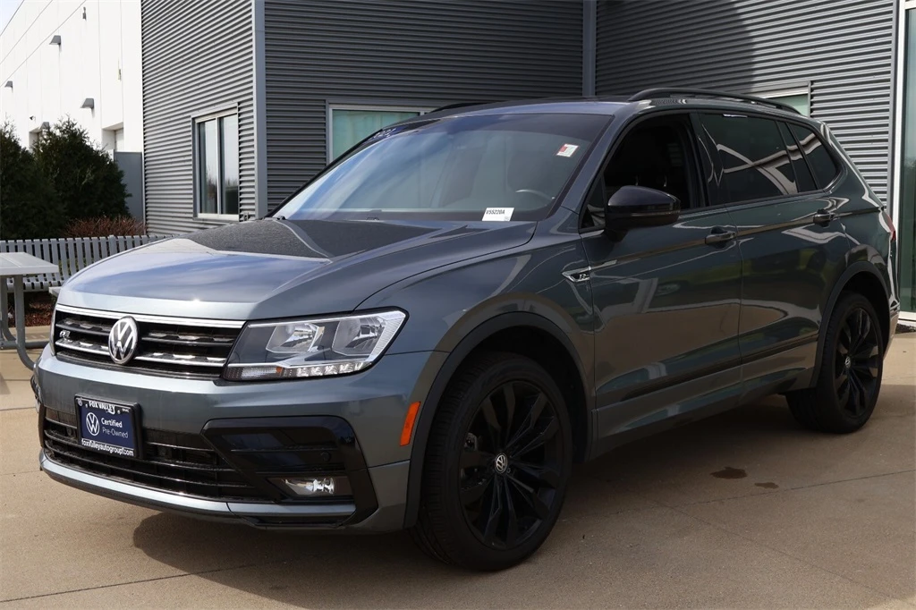 VW Tiguan 2.0T SE R-Line Black - изображение 2