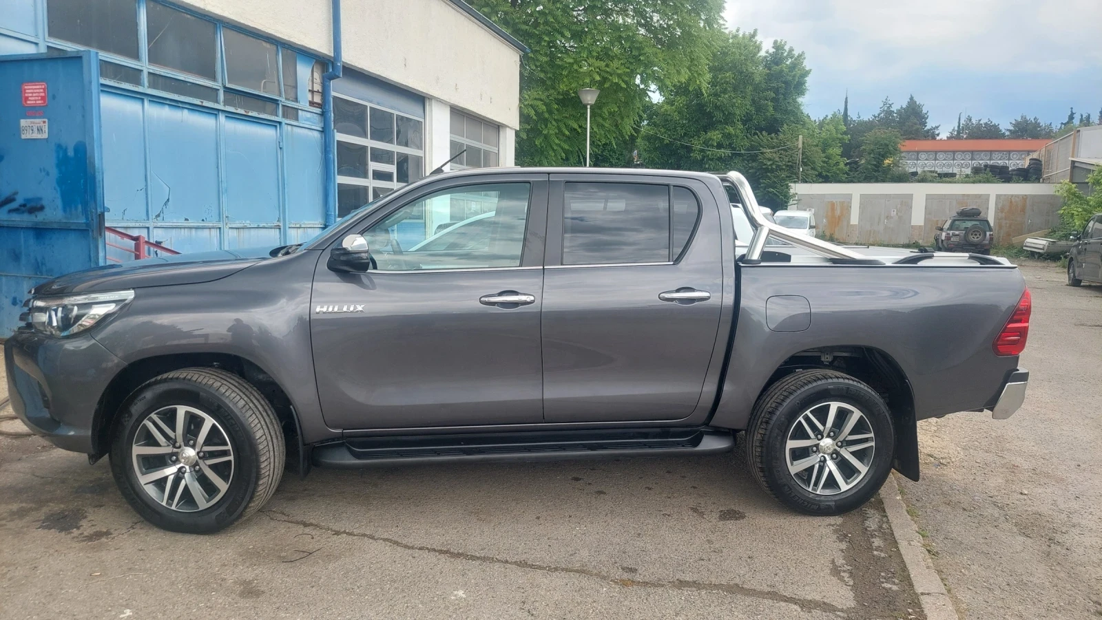 Toyota Hilux  - изображение 3