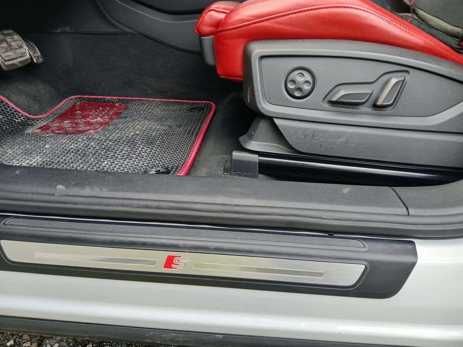 Audi SQ5 Prestige , снимка 10 - Автомобили и джипове - 53969591