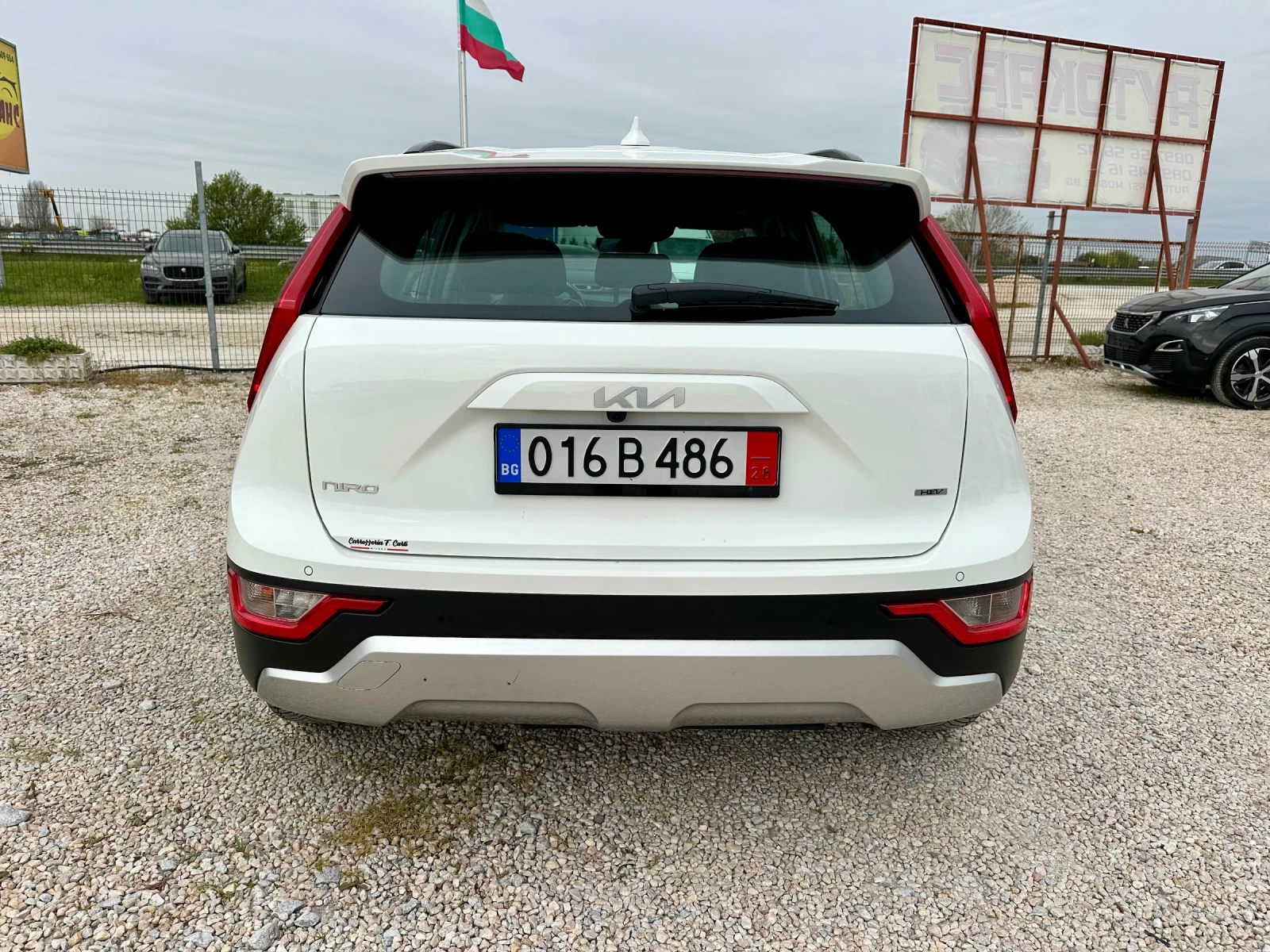 Kia Niro Хибрид 34000км, снимка 6 - Автомобили и джипове - 54187983