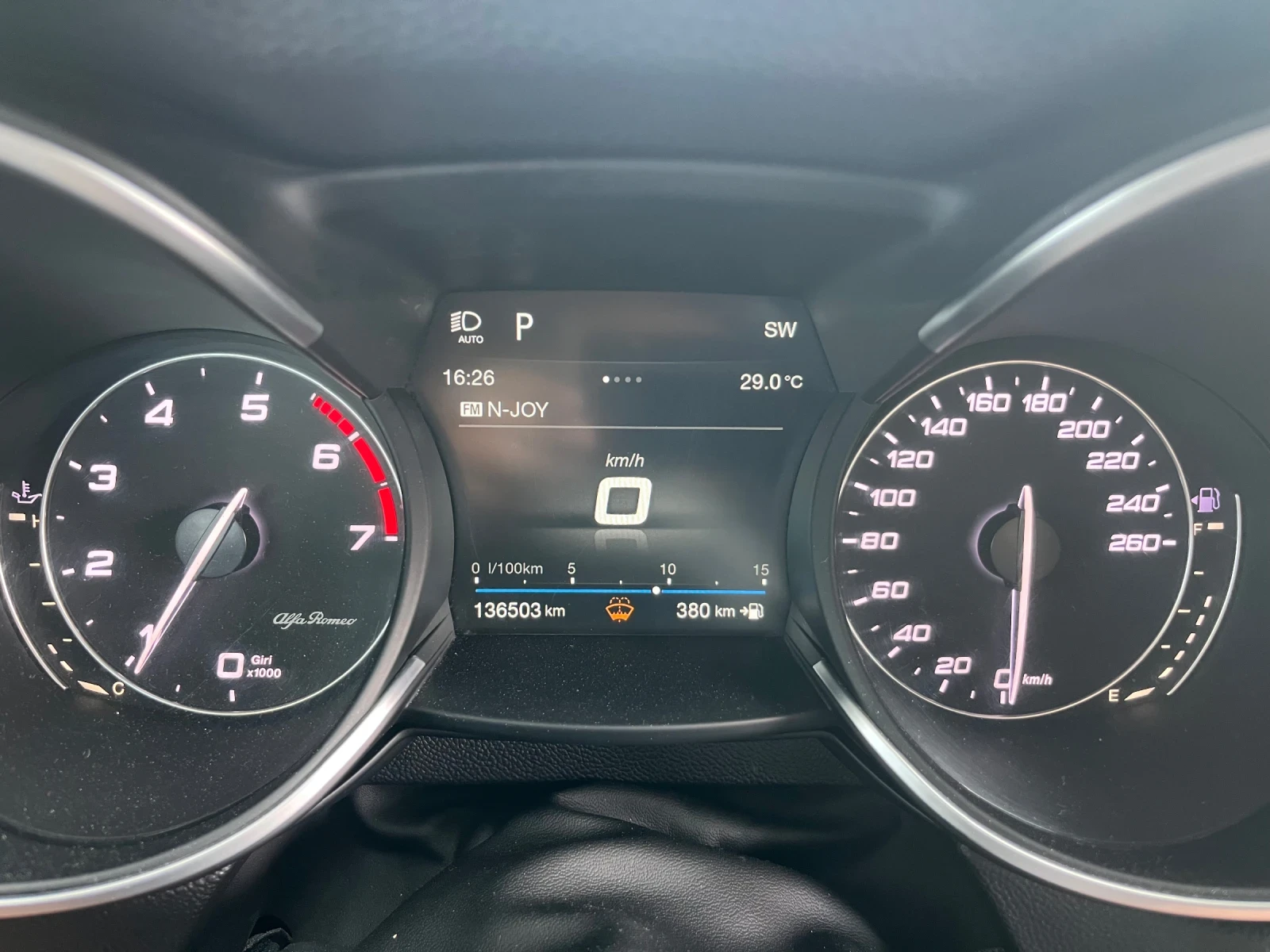 Alfa Romeo Stelvio 2.0Turbo.Q4.Собствен лизинг.100%удобрение!!!, снимка 15 - Автомобили и джипове - 54416170