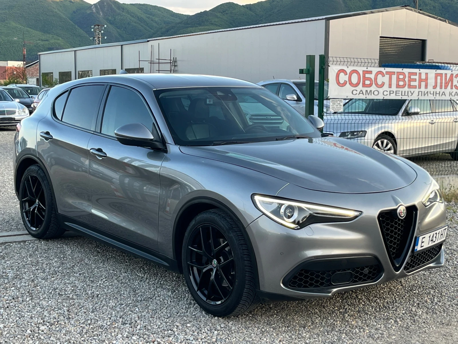 Alfa Romeo Stelvio 2.0Turbo.Q4.Собствен лизинг.100%удобрение!!!, снимка 3 - Автомобили и джипове - 54416170