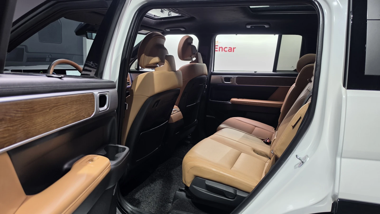 Hyundai Santa fe 2.5T Calligraphy* МАСАЖ* HUD* 360* КРАЙНА ЦЕНА, снимка 11 - Автомобили и джипове - 55323597