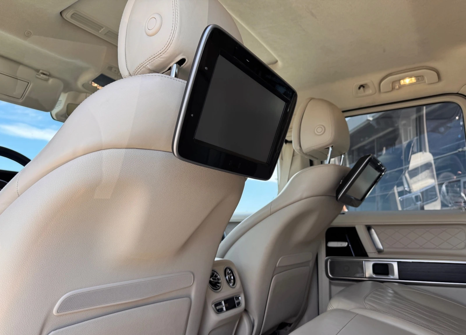 Mercedes-Benz G 63 AMG 4.0 V8 4x4, снимка 8 - Автомобили и джипове - 55464338