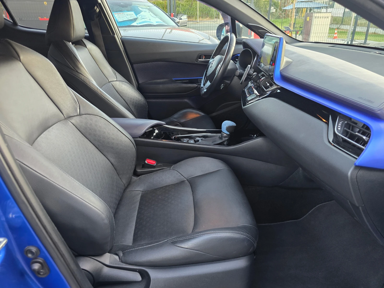 Toyota C-HR GR-Line/1.8i hibrid/Лизинг, снимка 13 - Автомобили и джипове - 55639506