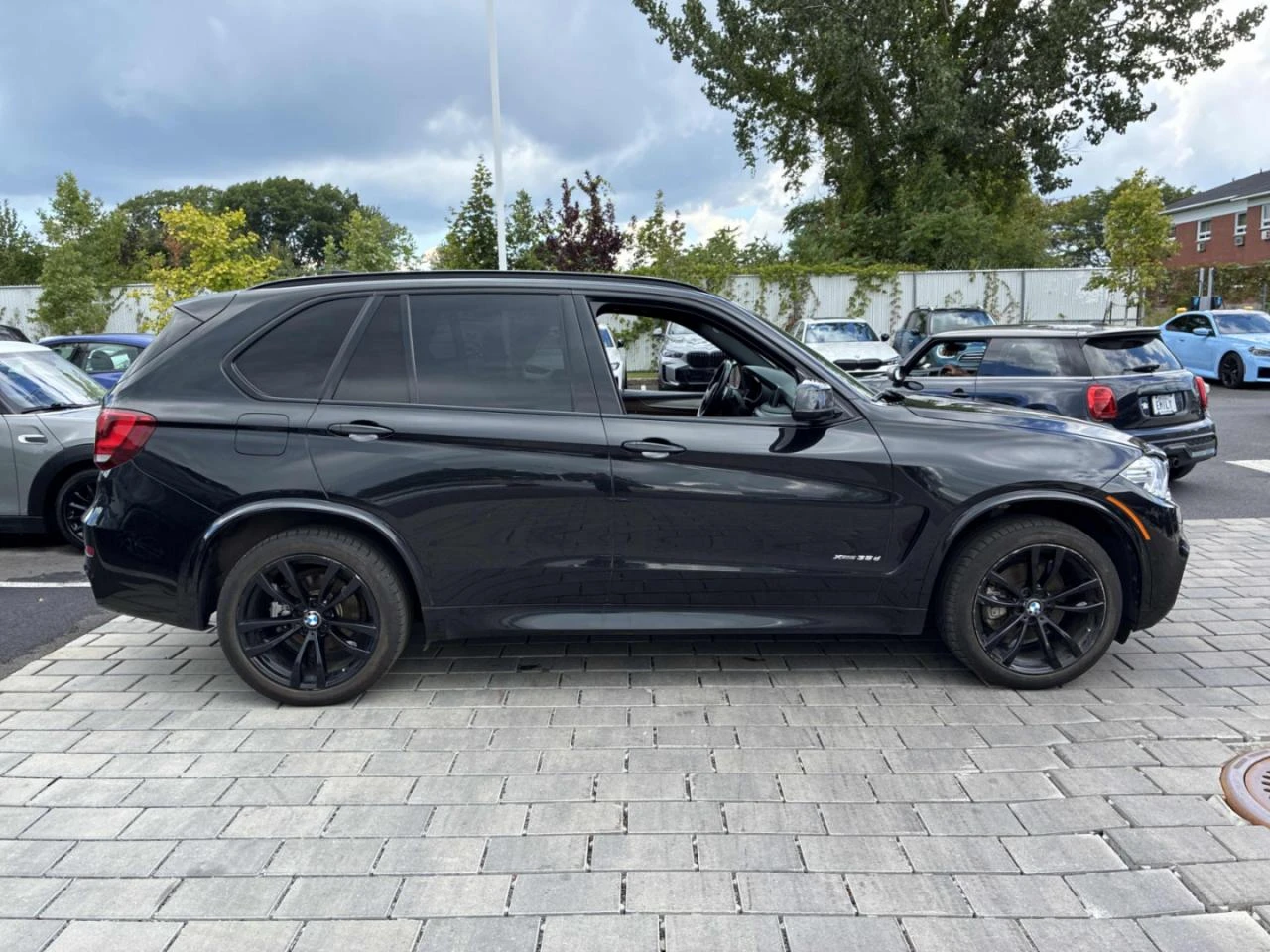 BMW X5 M-pkg* 360* Harman/Kardon* Keyless* , снимка 5 - Автомобили и джипове - 55950070