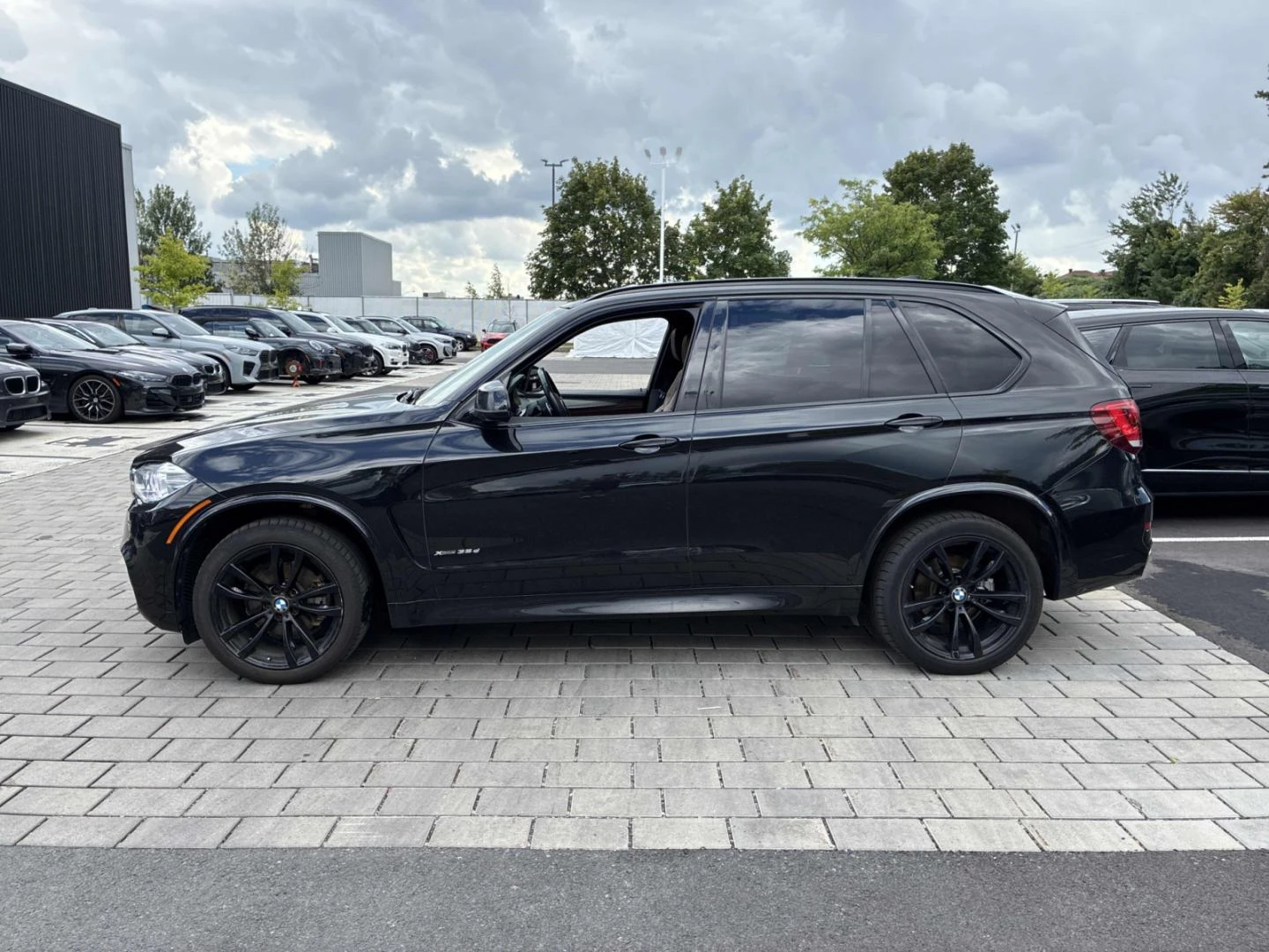 BMW X5 M-pkg* 360* Harman/Kardon* Keyless* , снимка 3 - Автомобили и джипове - 55950070