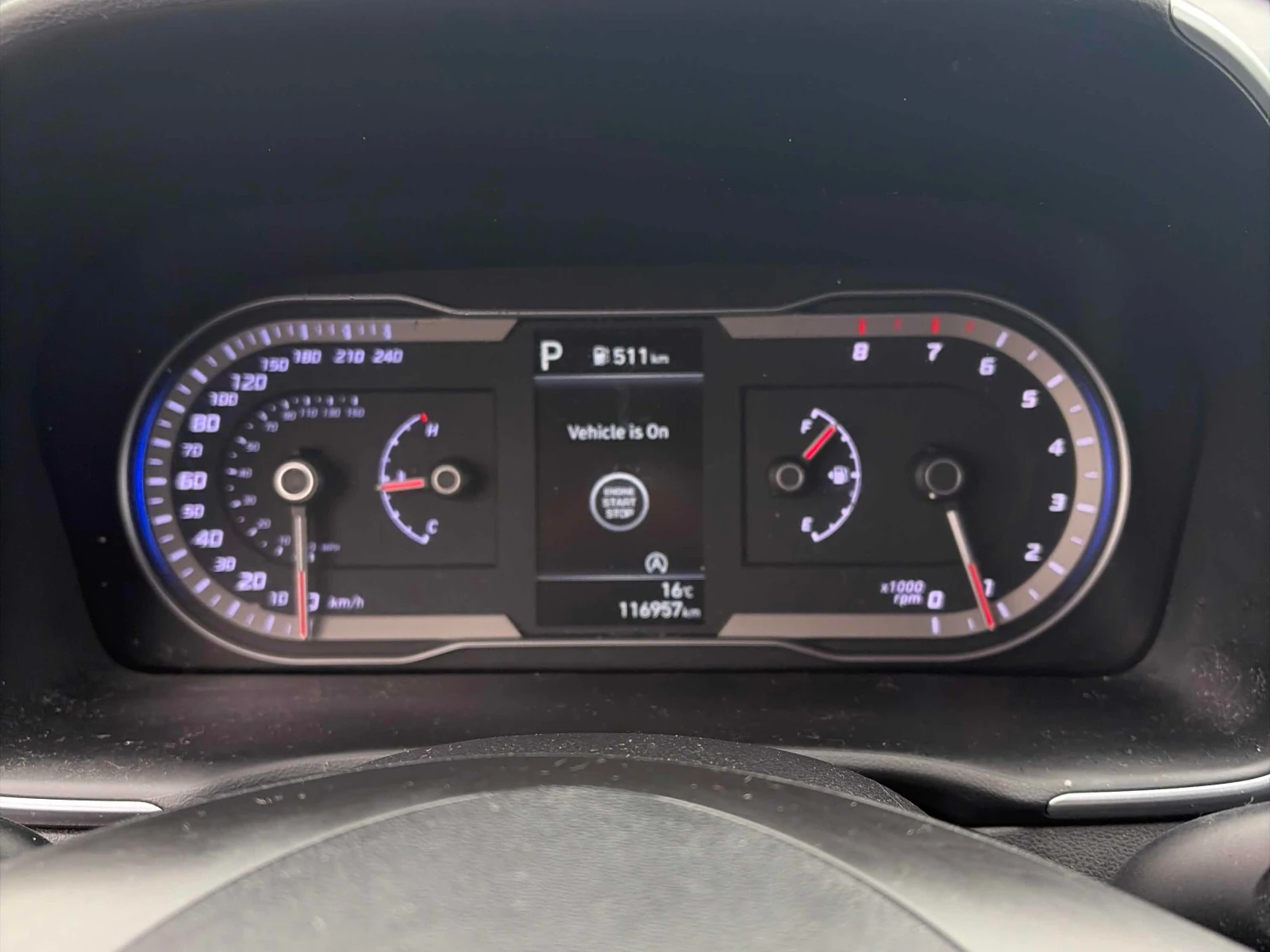 Hyundai Tucson * Preferred * CARFAX * , снимка 8 - Автомобили и джипове - 55993562