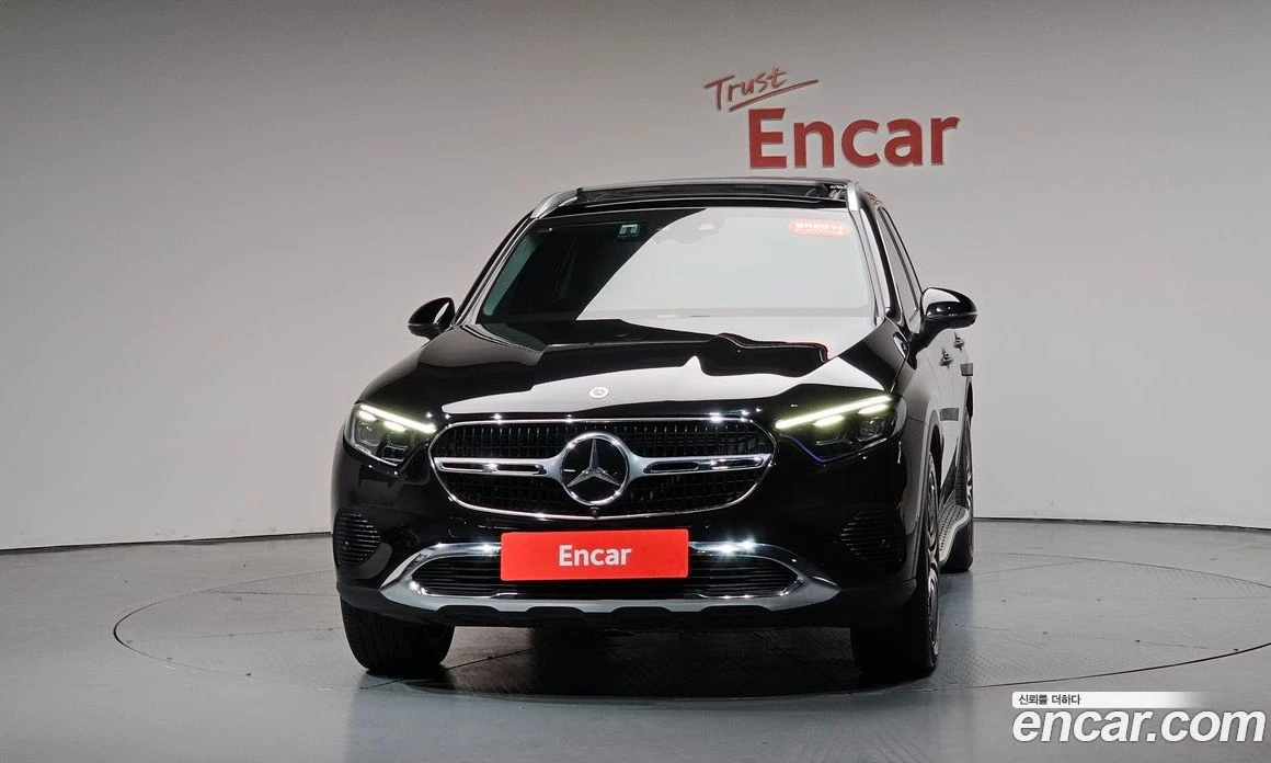 Mercedes-Benz GLC GLC220 d 4MATIC, снимка 2 - Автомобили и джипове - 56122816