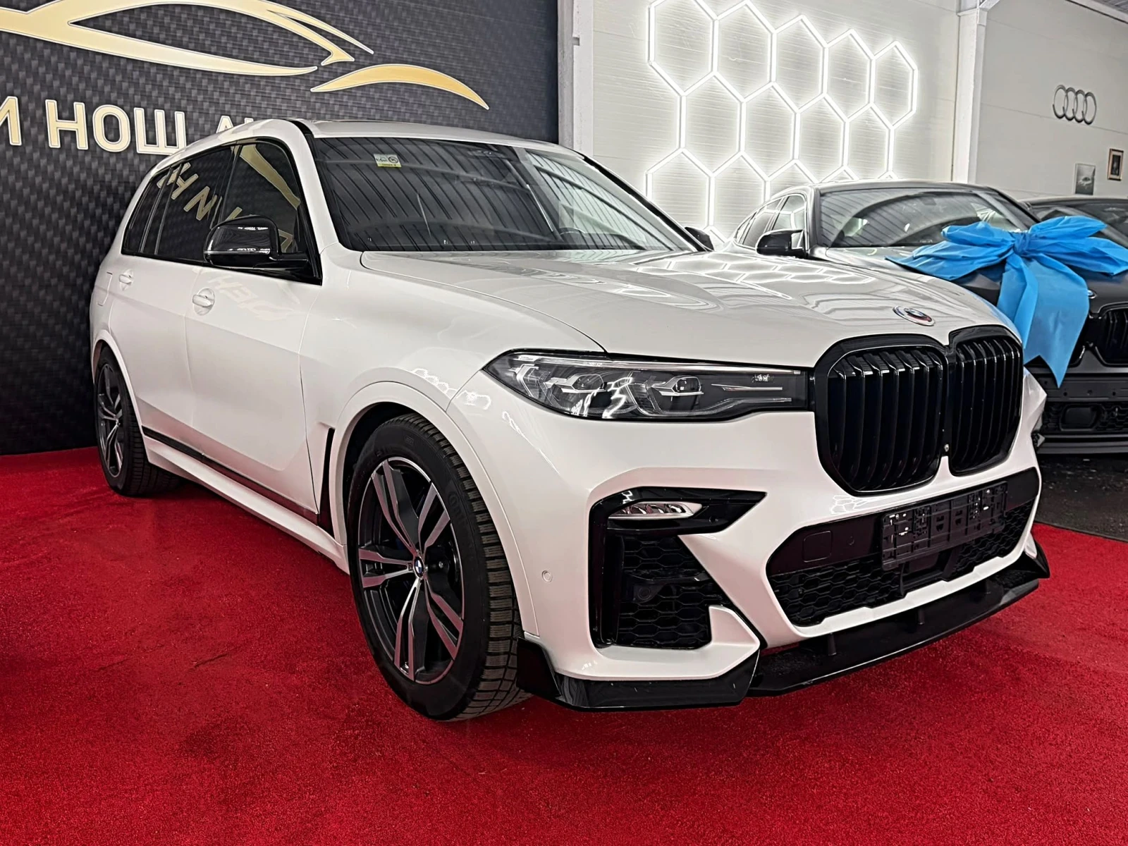 BMW X7 BMW X7 M50d   400 �.�.   INDIVIDUAL   BOWERS & WIL | Mobile.bg � ����������� 10