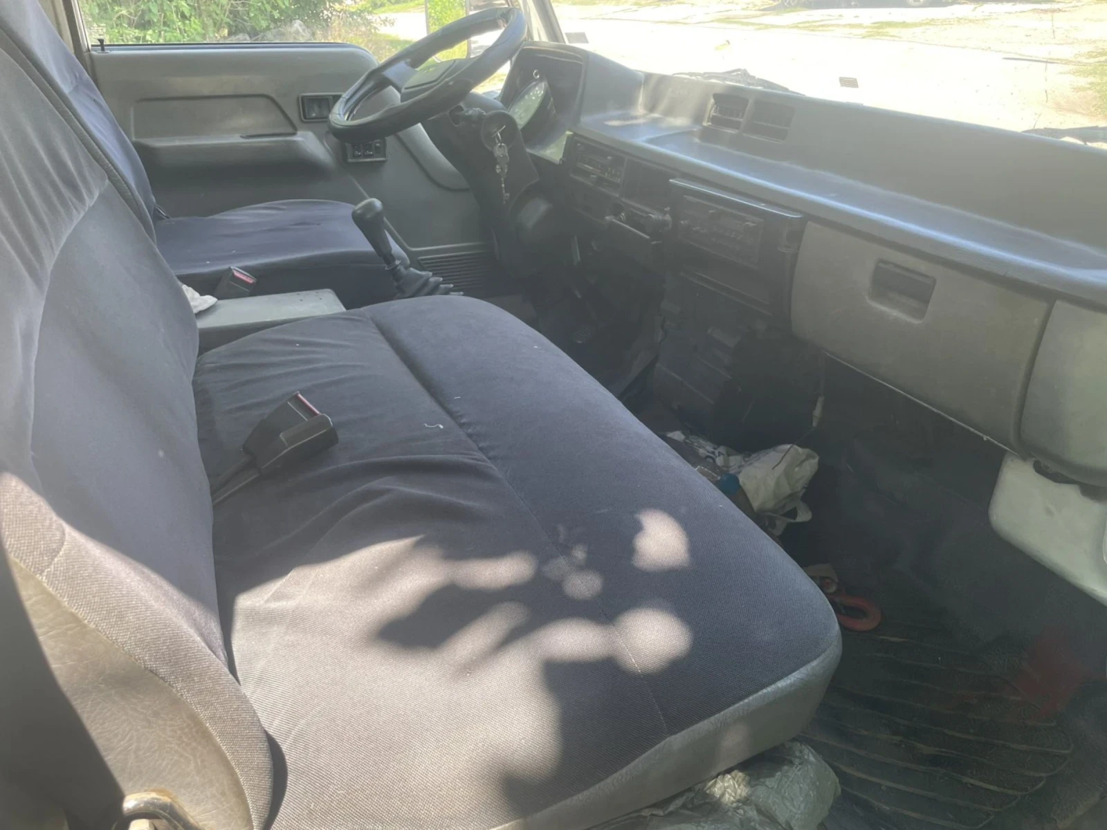 Mitsubishi Canter Със Кран - изображение 3