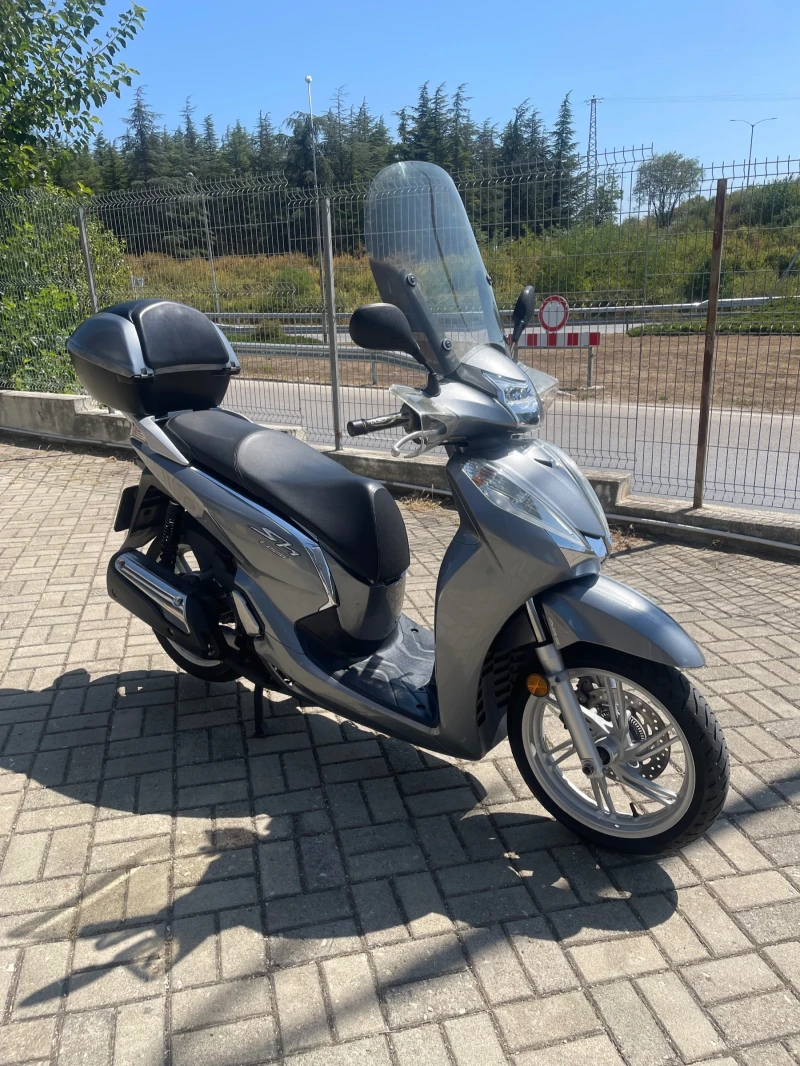 Honda Sh 300, снимка 2 - Мотоциклети и мототехника - 51535536