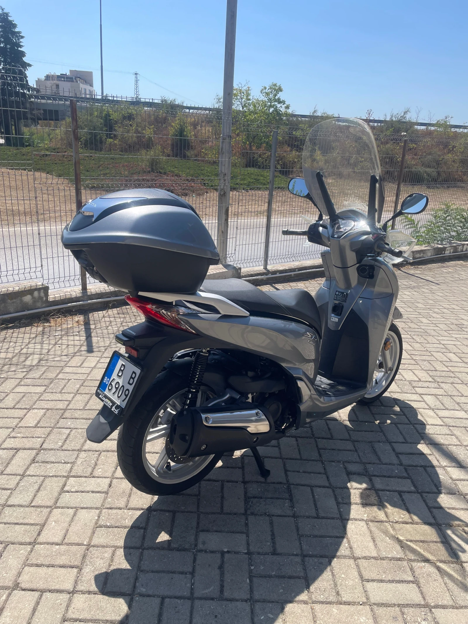 Honda Sh 300 - изображение 5