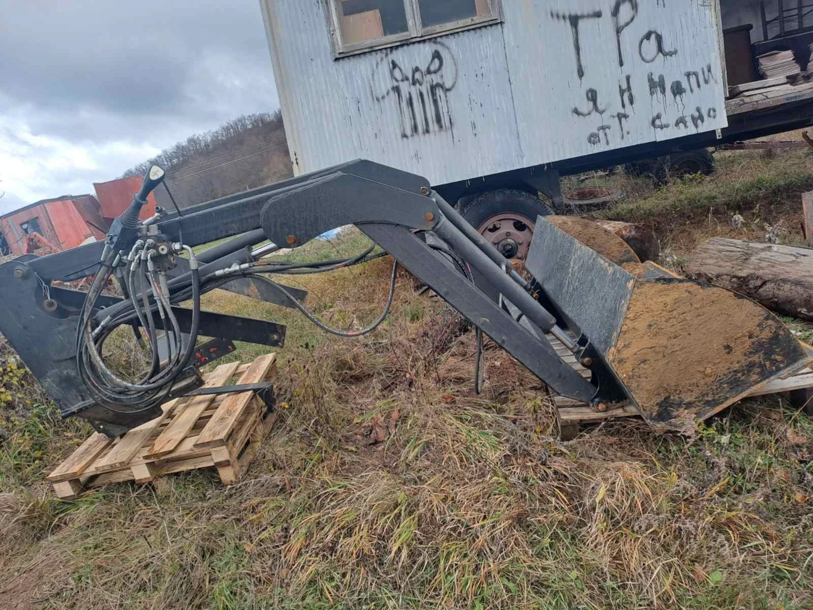 Трактор МТЗ Челен товарач  - изображение 3