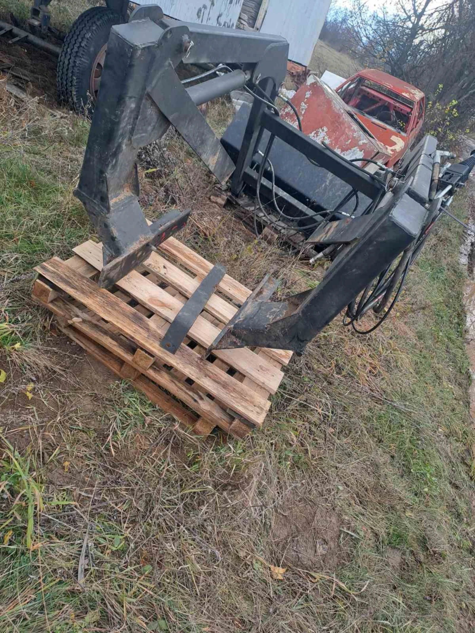 Трактор МТЗ Челен товарач  - изображение 2