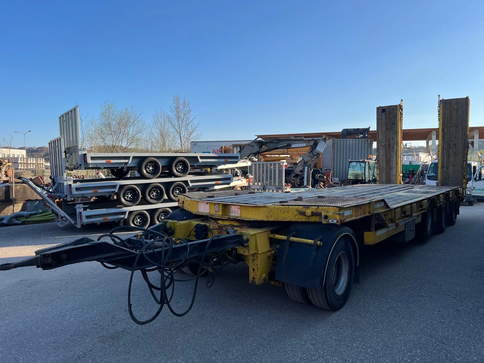   4-,  , 40-, , ,  | Mobile.bg   1